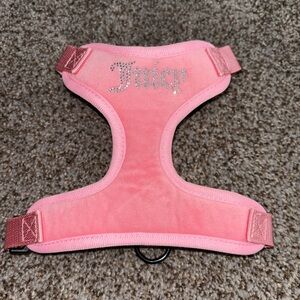 Juicy Couture Pink Dog Harness and Leash